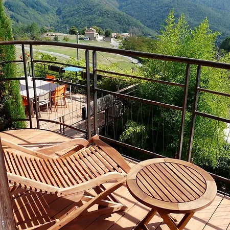 La Petite Cour Verte 3* Beaumont (Ardeche)