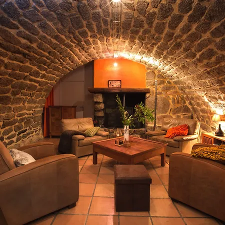 La Petite Cour Verte Bed & Breakfast Beaumont (Ardeche)