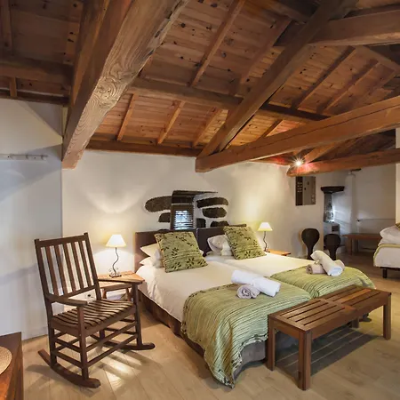 La Petite Cour Verte Bed & Breakfast 3*