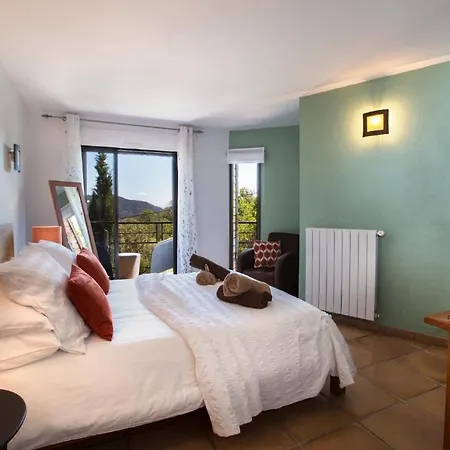 فندق مبيت وإفطار La Petite Cour Verte Beaumont (Ardeche)