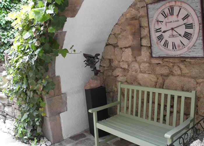 La Petite Cour Verte 3* Beaumont (Ardeche)