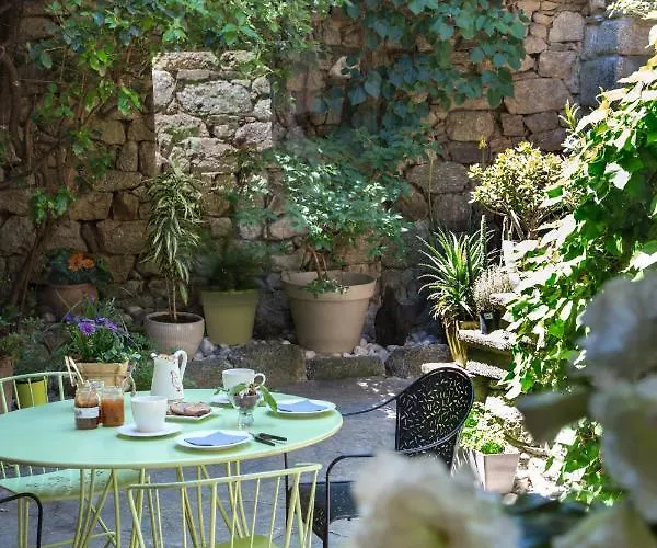 La Petite Cour Verte
