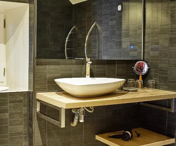 La Petite Cour Verte 3* Beaumont (Ardeche)